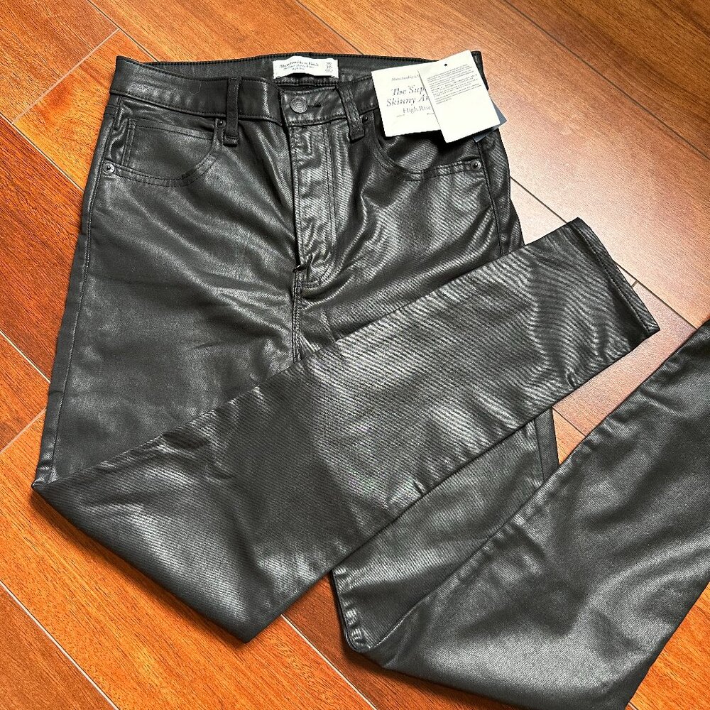 NWT Abercrombie & Fitch Black Skinny Pants